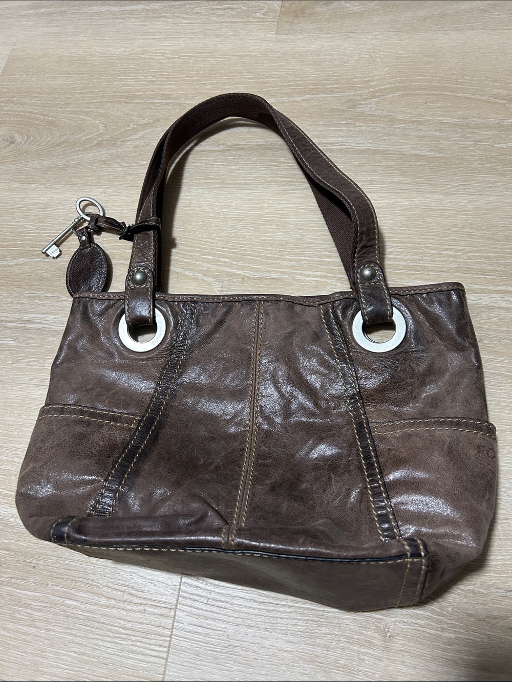 Fossil Brown Leather Shoulder Bag with Key Charm Accent